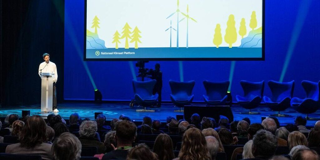 photo_6021639884269273521_y